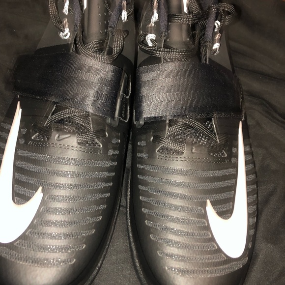 Nike Romaleo 3 athletic sport shoes 14 men’s new